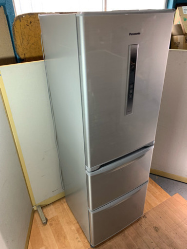 美品 Panasonic/パナソニック ノンフロン冷凍冷蔵庫 365L NR-C37CM-S 