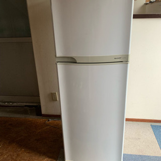 SHARP 225リットル冷凍冷蔵庫