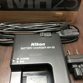 ソニー 。Nikon。バッテリー。充電器。xqdカード 。カード...