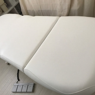 Lemi エステ用ベッド 施術台 電動 本日限り