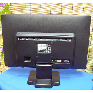 ★20インチWXGAモニター★お手ごろスピーカー内蔵モニター