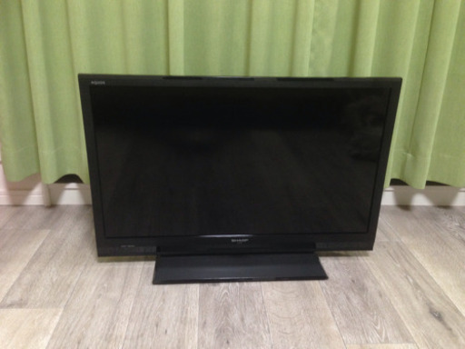 シャープAQUOS32インチ液晶テレビ