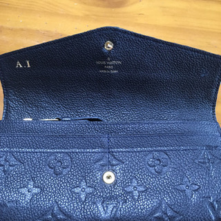 LV長財布   最終値下げしました！