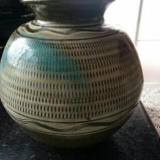 小石原焼き壺とグラス