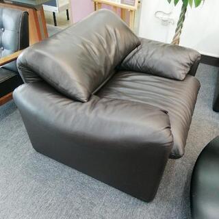 369　Cassina ixc.  1Pソファ