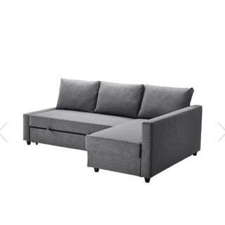 IKEA   ソファ    ソファーベッドにもなります。