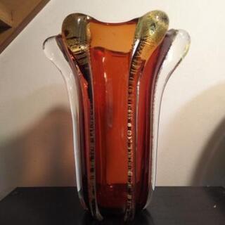 花瓶 ガラス細工 幅21cm 高26cm