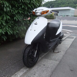 スズキ　レッツ2後期型　中古実動車　バッテリ-フル充電済み　タイ...