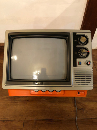 昭和レトロ テレビ レトロテレビ オレンジ ガチャガチャテレビ アンテナテレビ すずきうさぎ 航空公園のテレビ の中古あげます 譲ります ジモティーで不用品の処分