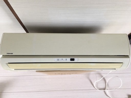 エアコン TOSHIBA 東芝 RAS-251JD 6～8畳用