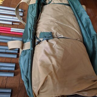 コールマン　テント＆タープ＋テント内マット＋寝袋3人分＋専用キャリーバック