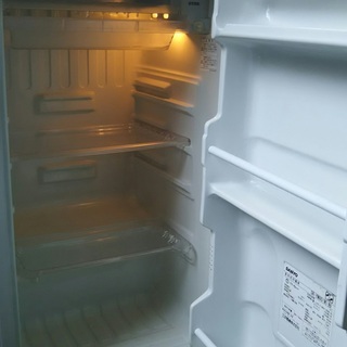 サンヨーの小型冷蔵庫