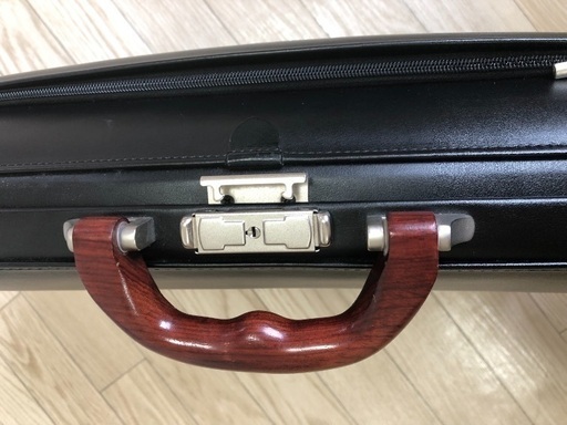 定価27200円【ダレスバッグ】