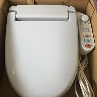 LIXIL シャワートイレ (型番 CWU110L BW1) LIXIL シャワートイレ (型番 CWU110L BW1)