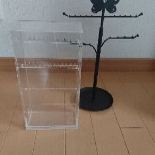 アクセサリー 収納  無印良品、フランフラン