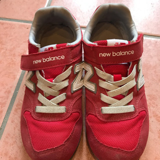 靴 ニューバランス 赤 20㎝