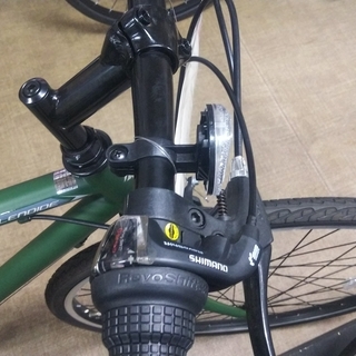 1台限定　　タイヤ27インチのクロスバイク　　変速6段