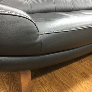 karimoku（カリモク）三人掛けソファー