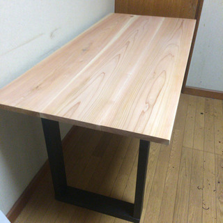 値下げ☆W150サイズ 無垢材を使ったダイニングテーブル 近場お届け可
