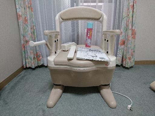 安寿 ポータブルトイレ ジャスピタ