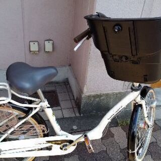 silver ring[belle-mere]22/26吋 子供乗せママチャリ 内装3段/LEDオート/アイボリーxブラック