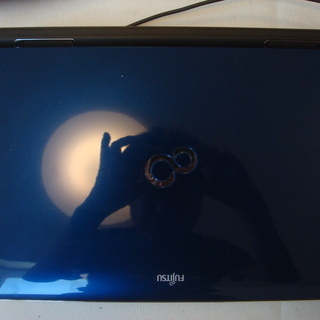 商談中)ノートパソコン Fujitsu AH700/5BL 新品SSD WIN10 64bit(中古)