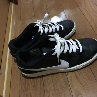 NIKE レディース 24.5