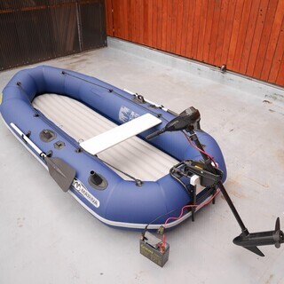 ゴムボート　エレキモーター＆バッテリーつき