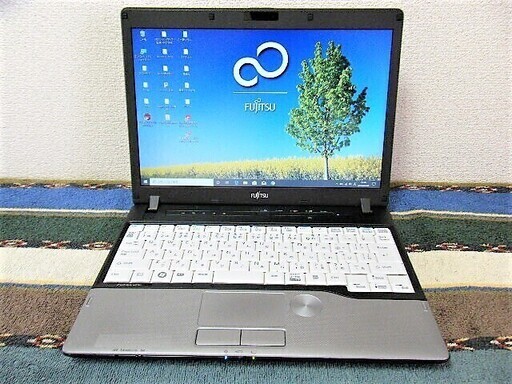 12.1型液晶/重さ1.39kg♪移動用/高速☆彡SSD240GB/MS Office✎/メモリ4GB♪/2コアCPU♪/高速！USB3.0/マイク内臓/すぐ使えるWin10メディア作成ツール付/すぐ繋がるWi-Fi/点検整備清掃済み/FUZITSU MP702