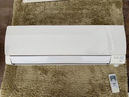 【取引完了】富士通  ルームエアコン  2.8kw  〜12畳  人感センサー