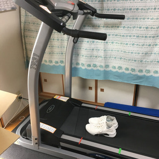 ジム用ランニングマシーン