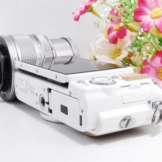 【人気沸騰中！】自撮りOK 軽量 オリンパス E-PL5