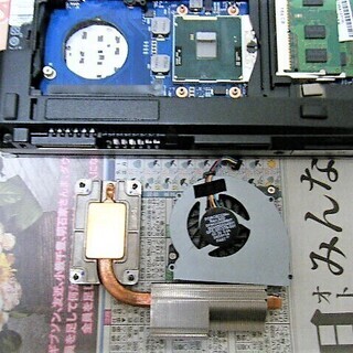 ?12.5型液晶/重さ1.67kg♪移動向き/高性能?i5/高速☆彡新品SSD120GB 