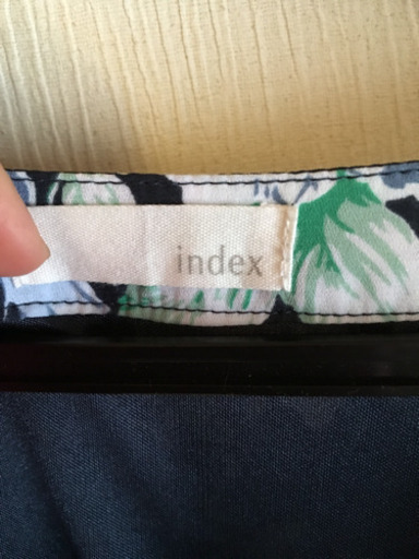 インデックスindex 花柄ワンピース Upi 目黒のワンピースの中古 古着あげます 譲ります ジモティーで不用品の処分