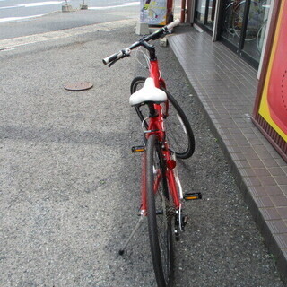 8月限定特価!!【エコプラス小倉南店】GIANT クロスバイク ESCAPE R3 3×8速 中古車☆スタッフ向井おすすめ