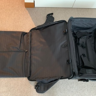 TUMI キャリーバック＆トラベルボーチお譲りします