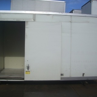 ♪千BE75♪物置♪コンテナ♪手頃♪スライドドア付♪アルミ箱