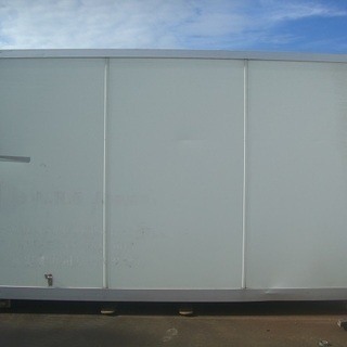 ♪千BE75♪物置♪コンテナ♪手頃♪スライドドア付♪アルミ箱