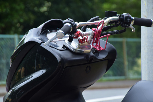 ☆マジェスティ125☆フロントマスク☆社外マフラー☆ローダウン