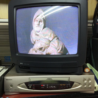 12値下げ‼️インチブラウン管テレビに東芝VHSビデオデッキ、完...