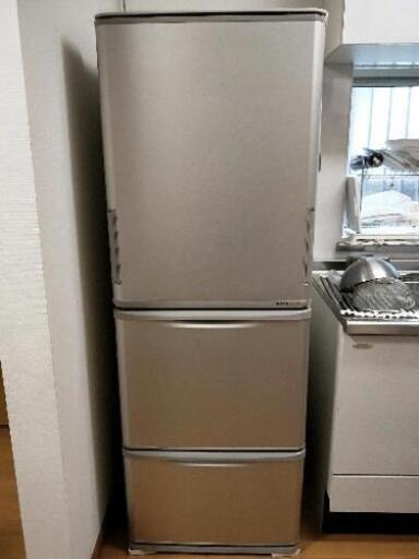譲渡先確定済】SHARP 冷蔵庫 3ドア 350L SJ-WA35X 13年製 譲渡先確定済】SHARP 冷蔵庫 3ドア 350L SJ-WA35X 13年製