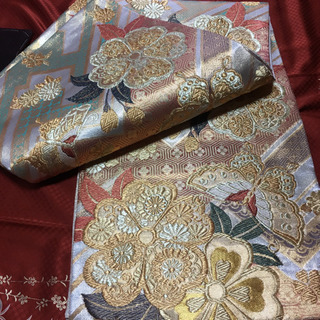 振袖のような 美しい訪問着しつけ糸付き  袋帯 帯締め 帯揚げ セット