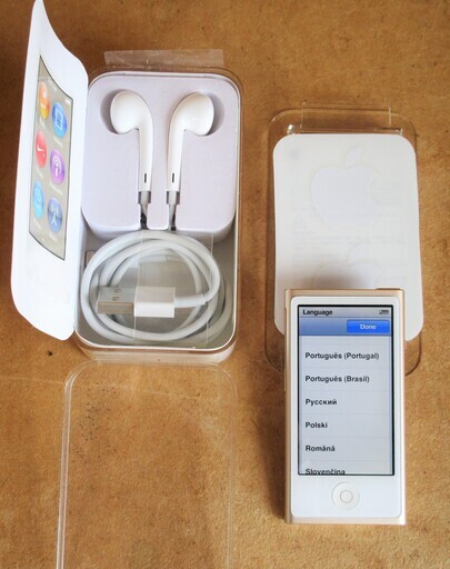 ☆アップル Apple iPod nano 16GB A1446 MKMX2J/A 第7世代 ゴールド◆初期化済み