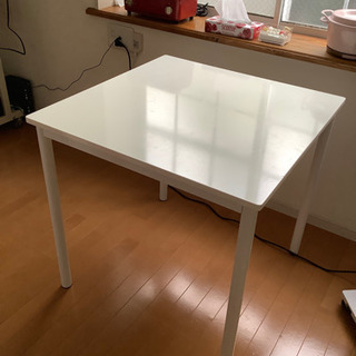 テーブル ホワイト