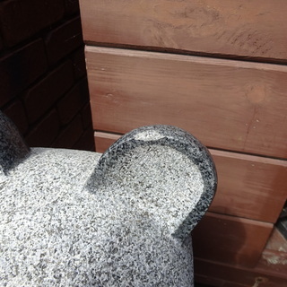 御影石 ﾊﾟﾝﾀ゛ﾍﾞﾝﾁ