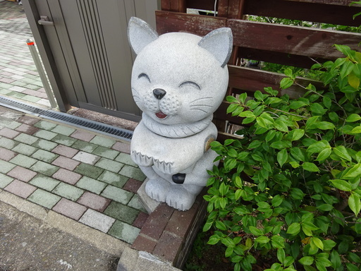 御影石の猫