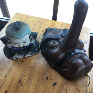 木彫り天狗と福助の陶器製置物
