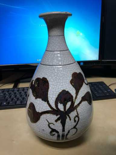 骨董  朝鮮の花瓶です。