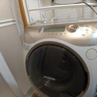 2011年製東芝ドラム洗濯機　