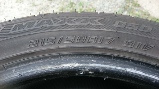 決まりました。215/50r17 4本セット DUNLOP SP SPORT MAXX 050 2016年製 山形発